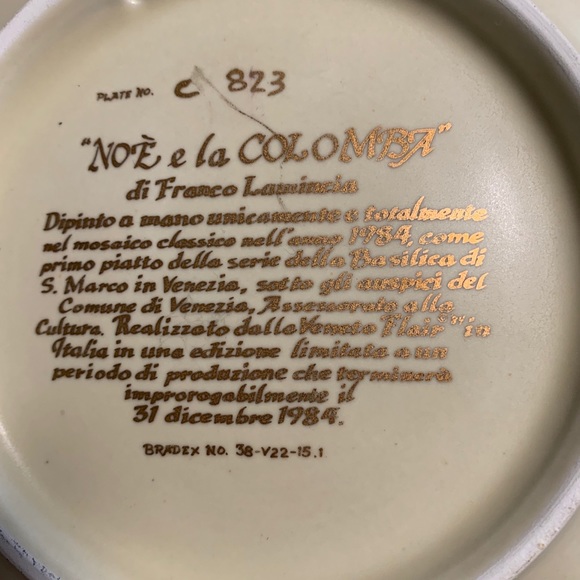 Beautiful Mosiac Design. Bright colors. In Box - Picture 2 of 2